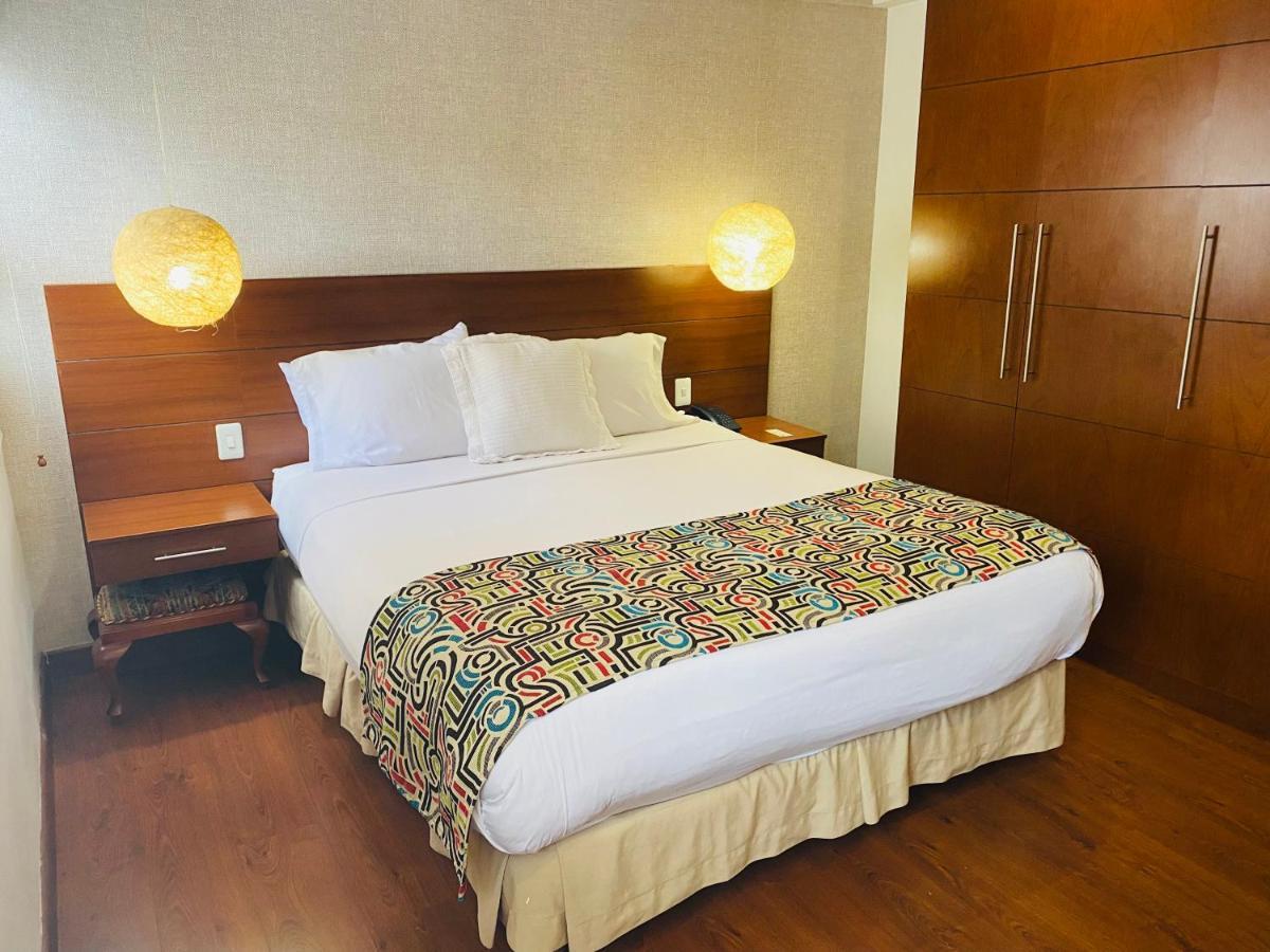 Hotel Retiro 84 By Mij Bogotá Eksteriør billede