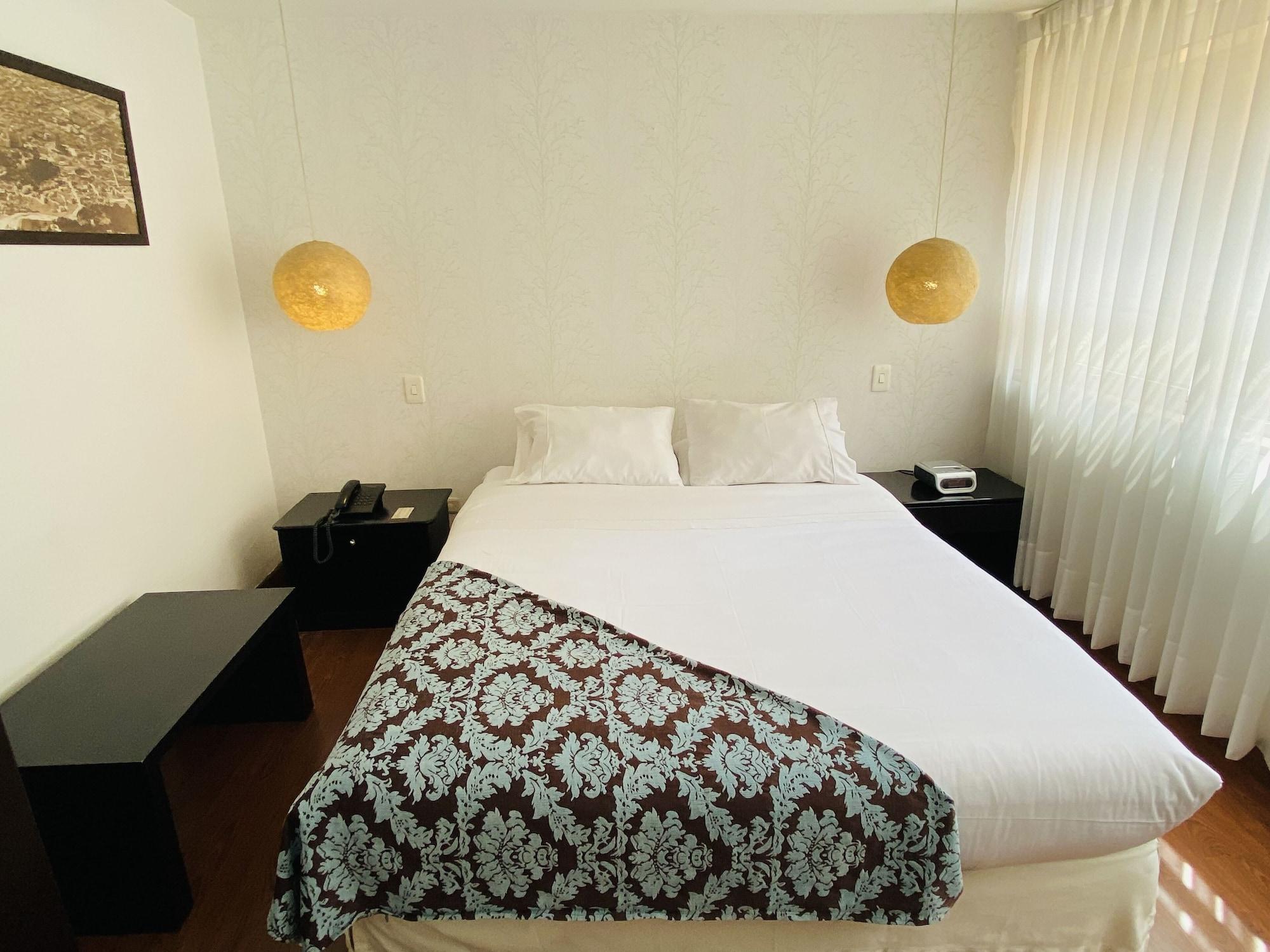 Hotel Retiro 84 By Mij Bogotá Eksteriør billede