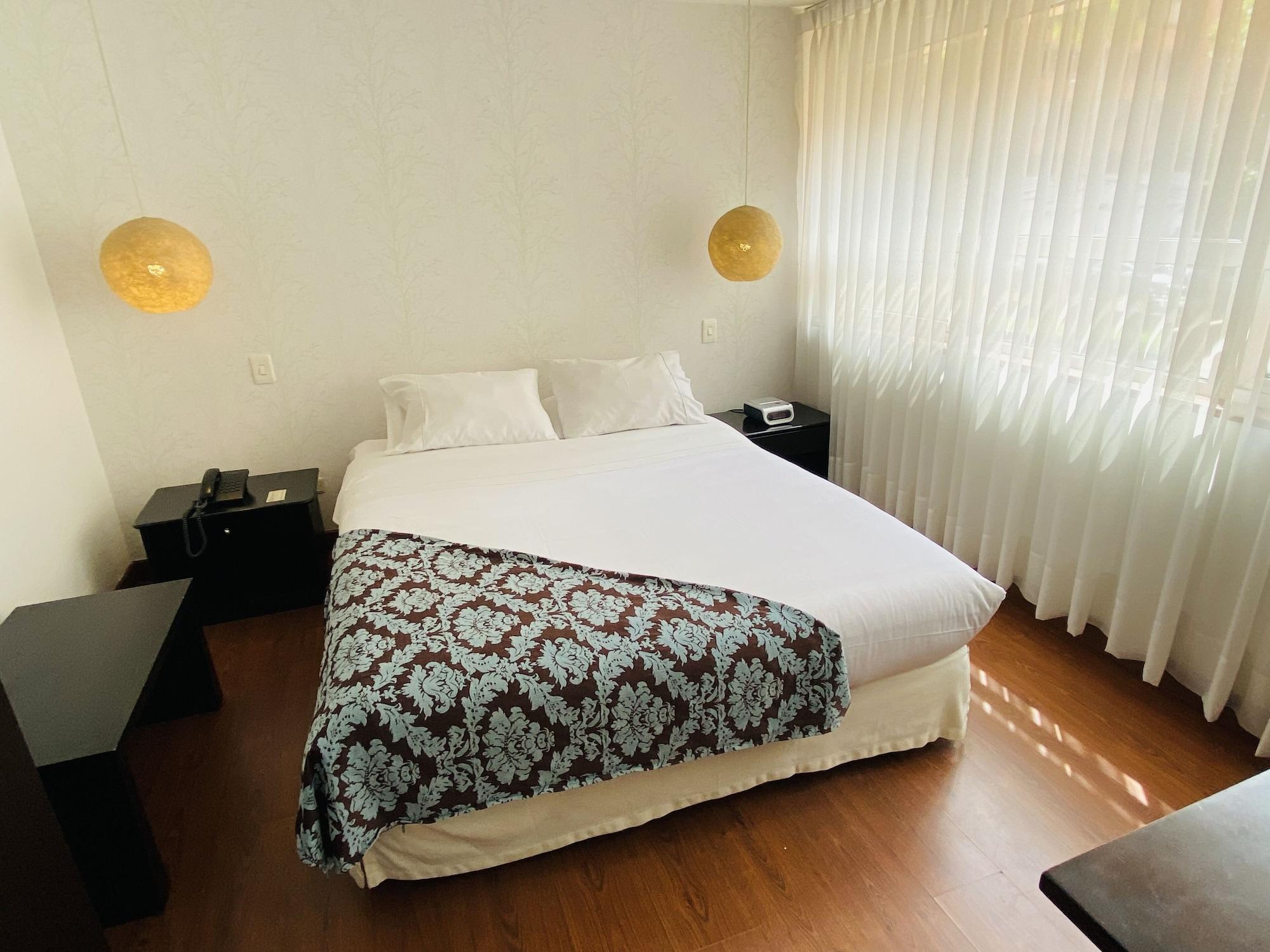 Hotel Retiro 84 By Mij Bogotá Eksteriør billede