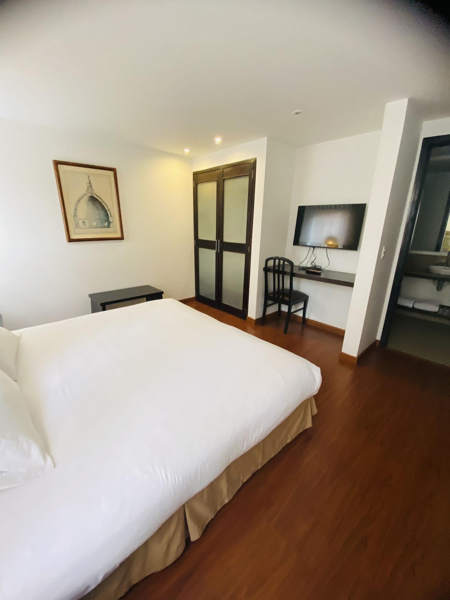 Hotel Retiro 84 By Mij Bogotá Eksteriør billede