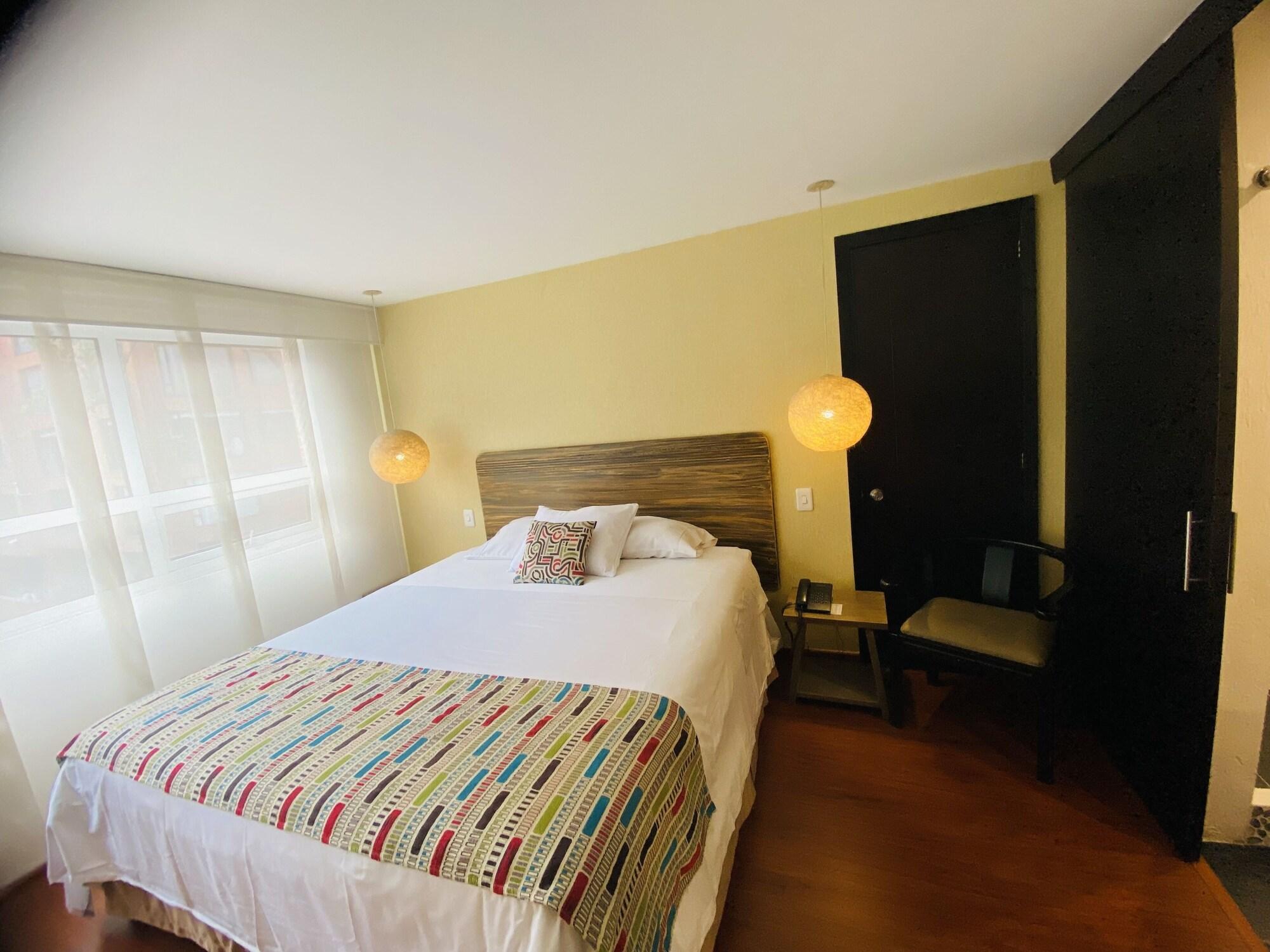 Hotel Retiro 84 By Mij Bogotá Eksteriør billede