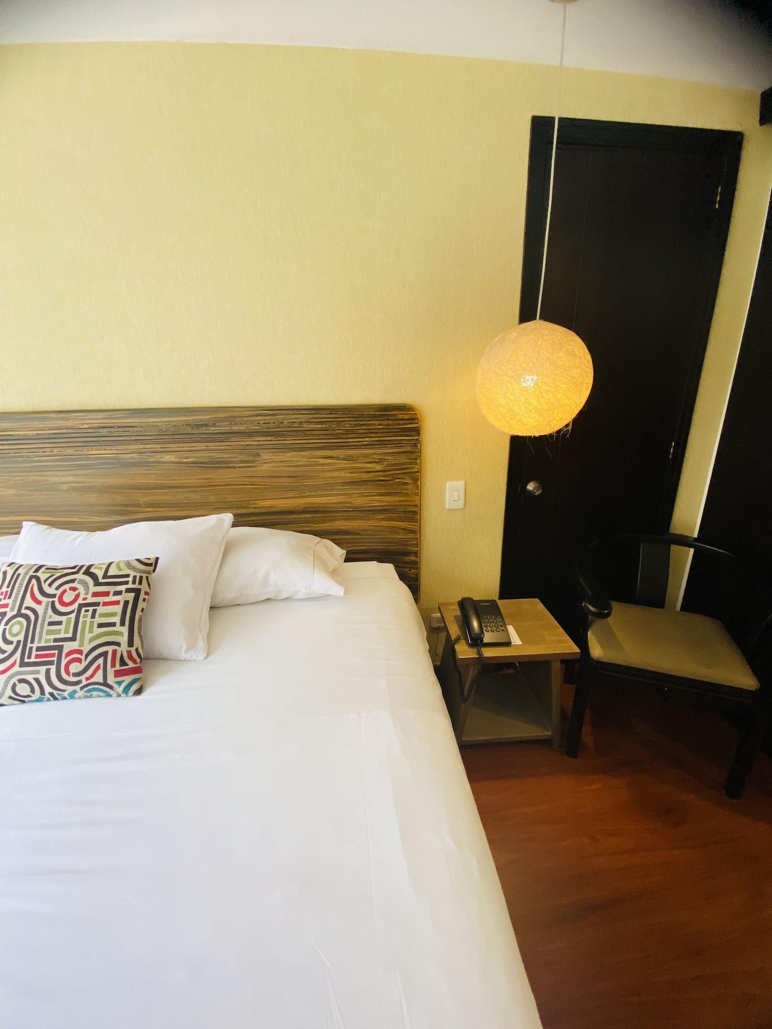 Hotel Retiro 84 By Mij Bogotá Eksteriør billede