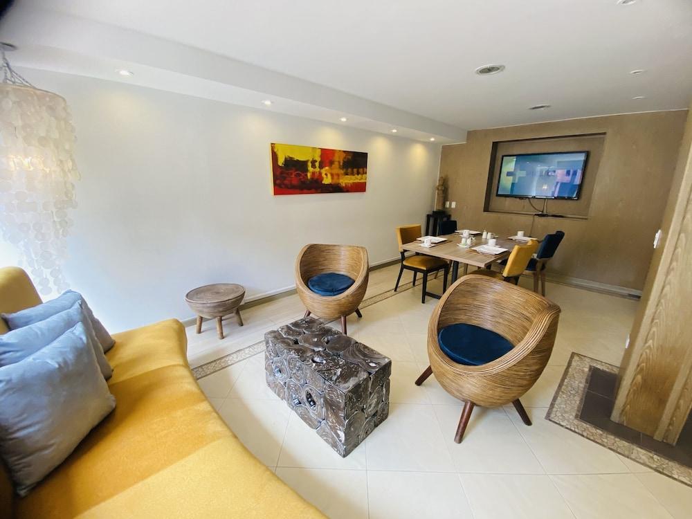 Hotel Retiro 84 By Mij Bogotá Eksteriør billede