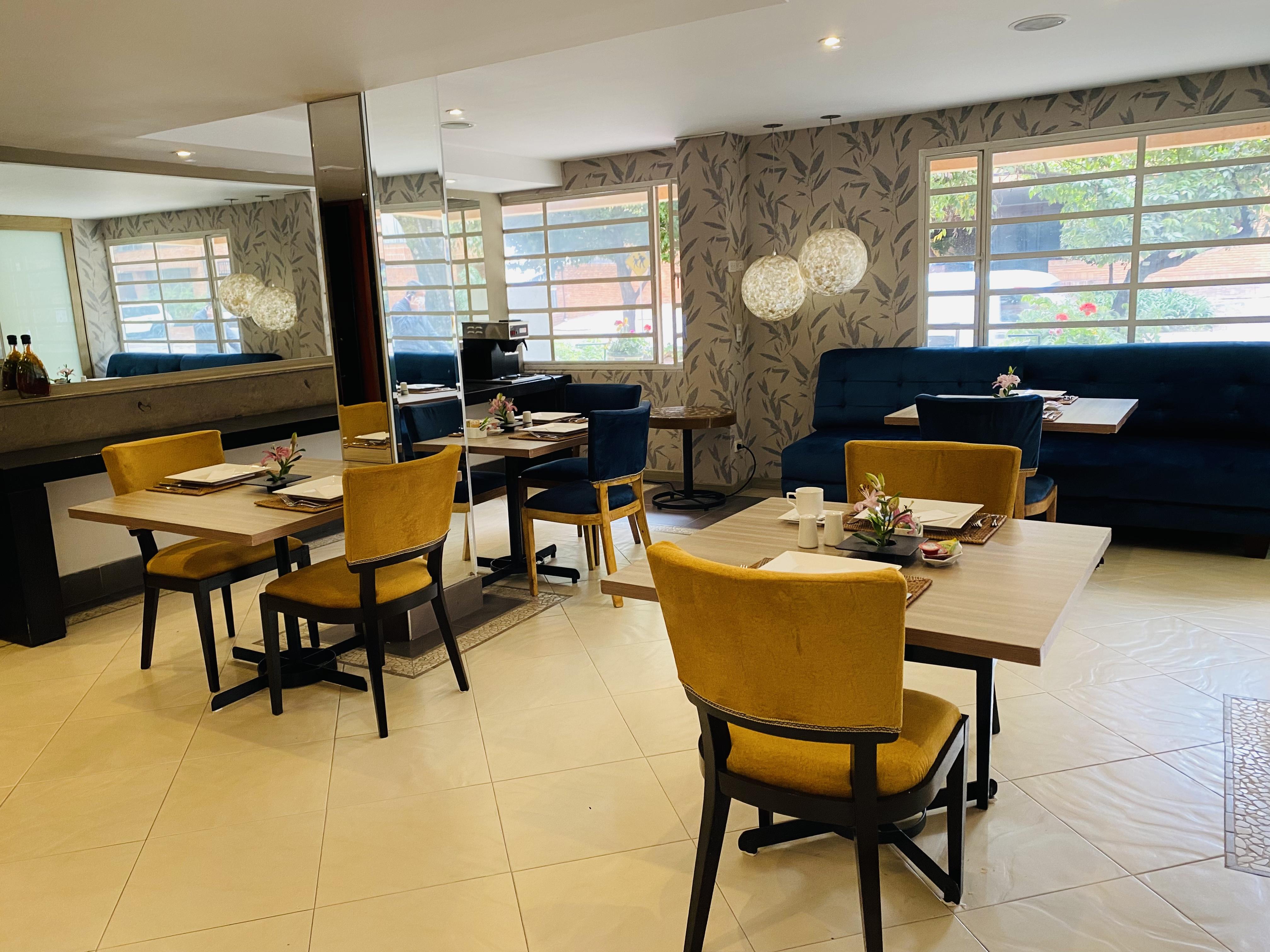 Hotel Retiro 84 By Mij Bogotá Eksteriør billede
