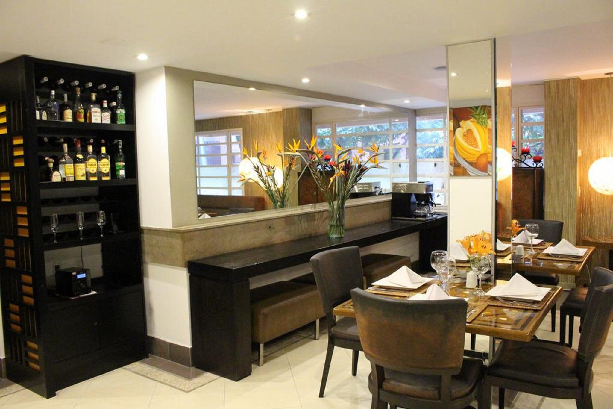 Hotel Retiro 84 By Mij Bogotá Eksteriør billede